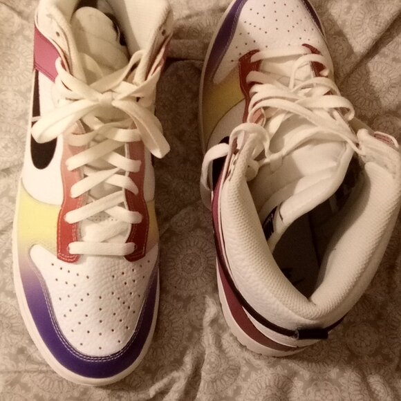 Nike Dunk High Multi-Color Gradient Sneakers with Red Log Sneake - Picture 2 of 4